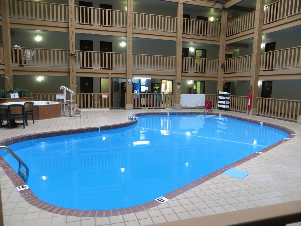 Super 8 By Wyndham Spearfish Ξενοδοχείο Εξωτερικό φωτογραφία