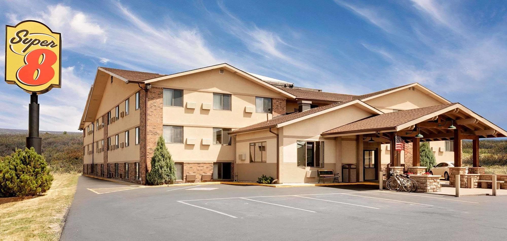 Super 8 By Wyndham Spearfish Ξενοδοχείο Εξωτερικό φωτογραφία